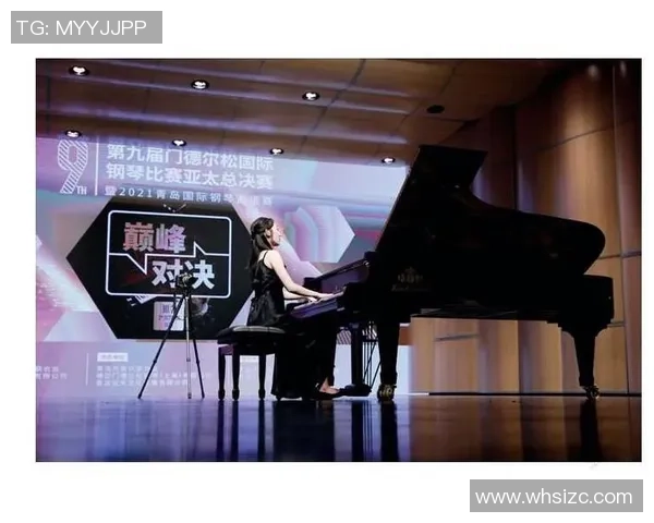 足球场上的挑染梦想与荣耀：一位明星的成长故事